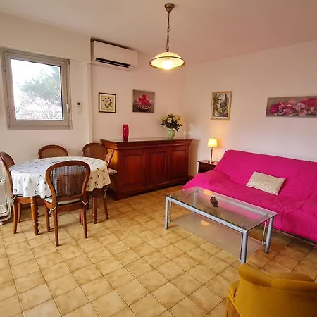 شقة Calme 2p, Balcon, Animaux, Parking, Ste-maxime - Fr-1-780-22 *